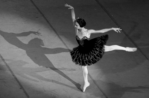 Black Swan 14 Viengsay Valdes performs during ‟ Black Swan‟ performed by Cuban National Ballet  at Gran Teatro de  Habana in 2011.